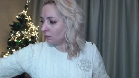 Mari online show from January 1, 2025, 3:24 pm