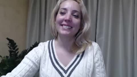 Mari online show from February 23, 2025, 10:53 pm