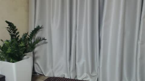 Mari online show from March 1, 2025, 4:22 pm