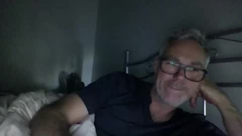 oiledcouple1 online show from September 22, 2025, 9:55 am