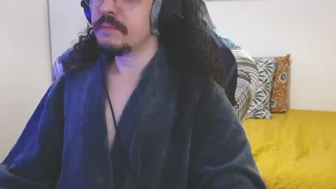 okako online show from April 10, 2026, 5:39 pm