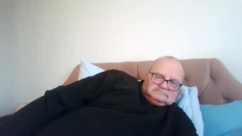 old_fkr online show from December 21, 2024, 11:22 am