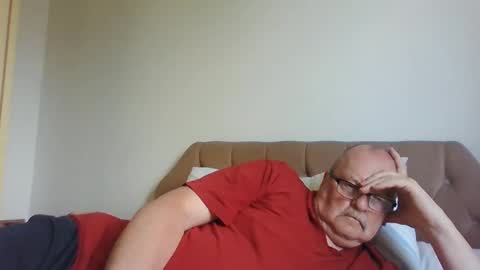 Snapshot of old_fkrr_ chatting on June 5, 2026, 8:53 am old_fkrr_ online show from June 5, 2026, 8:53 am
