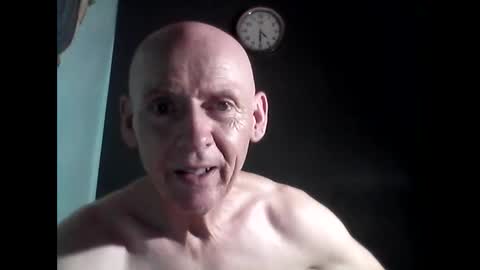 oldbuthorny62 online show from March 5, 2025, 6:23 am