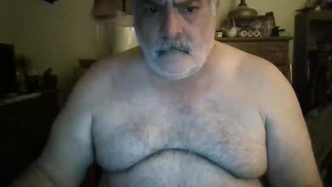 Snapshot of oldcockforyngladies chatting on January 6, 2026, 9:57 am oldcockforyngladies online show from January 6, 2026, 9:57 am