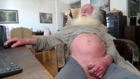 oldfucker9 online show from June 8, 2026, 1:50 am