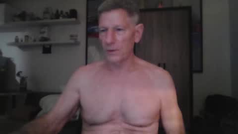 George online show from September 10, 2025, 1:11 pm