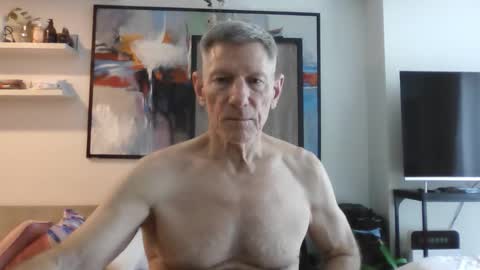 George online show from October 7, 2025, 5:26 am