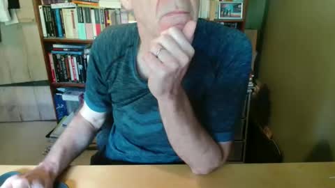 Snapshot of oldhairybastard chatting on May 5, 2026, 8:22 am oldhairybastard online show from May 5, 2026, 8:22 am