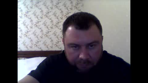 Snapshot of olegvvvvv chatting on February 16, 2025, 2:43 pm olegvvvvv online show from February 16, 2025, 2:43 pm