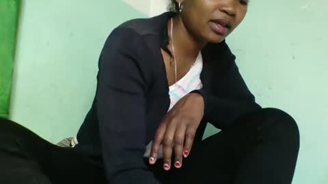 olgaaldy online show from October 20, 2025, 6:47 am