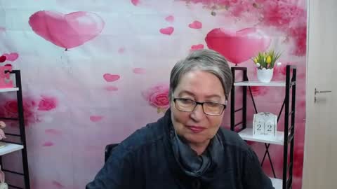 OlgaLuck online show from April 22, 2026, 5:54 am