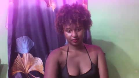 Snapshot of olinah610 chatting on January 6, 2026, 5:38 pm olinah610 online show from January 6, 2026, 5:38 pm