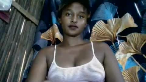 Snapshot of olinah610 chatting on March 24, 2026, 7:13 am olinah610 online show from March 24, 2026, 7:13 am