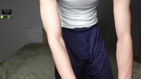 Oliver  Kaen online show from March 12, 2025, 5:49 pm