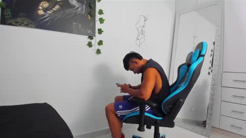 Oliver bray online show from February 26, 2025, 11:26 pm