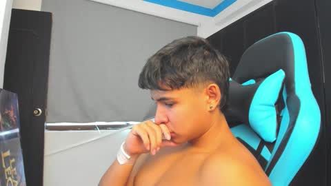 Oliver bray online show from November 5, 2025, 6:30 pm