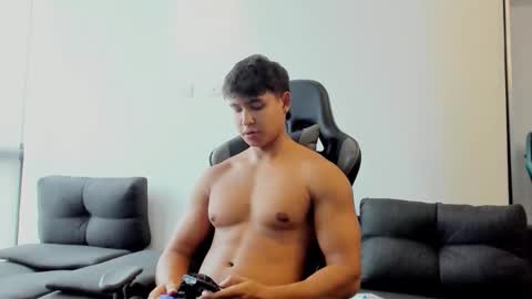 Oliver bray online show from March 17, 2026, 7:06 pm