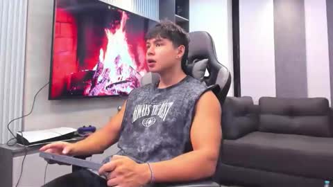 Oliver bray online show from March 26, 2026, 12:39 am