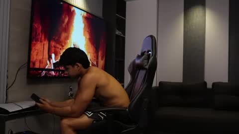 Oliver bray online show from April 6, 2026, 1:47 am