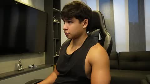 Oliver bray online show from April 16, 2026, 10:56 pm