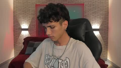 Oliver fast online show from December 6, 2024, 2:38 pm