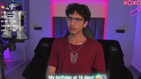 Oliver fast online show from February 1, 2025, 10:15 am