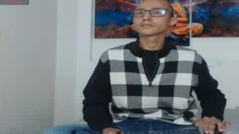 oliver_goldberg online show from April 8, 2026, 1:33 pm