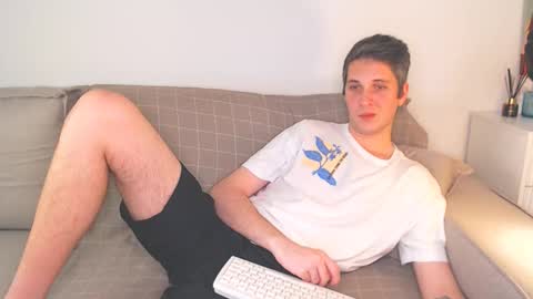 Oliver online show from December 3, 2024, 6:49 pm