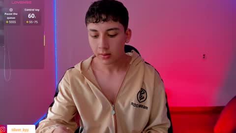 Snapshot of oliver_kyy chatting on January 9, 2026, 7:04 pm oliveeer online show from January 9, 2026, 7:04 pm