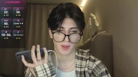 Snapshot of oliver_star_boy chatting on January 16, 2026, 4:00 pm oliver online show from January 16, 2026, 4:00 pm