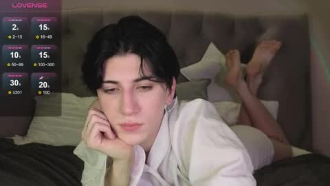 Snapshot of oliver_star_boy chatting on February 20, 2026, 5:46 pm oliver online show from February 20, 2026, 5:46 pm