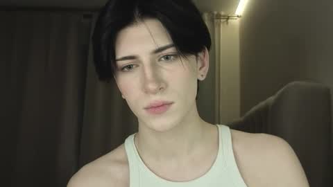 Snapshot of oliver_star_boy chatting on March 4, 2026, 5:41 pm oliver online show from March 4, 2026, 5:41 pm