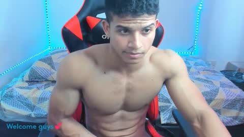 oliver thompsson online show from January 2, 2025, 8:46 pm