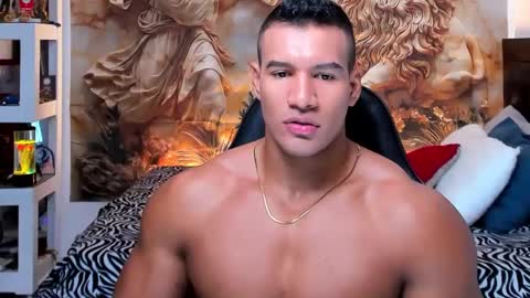 oliver_tommy online show from September 26, 2025, 12:42 pm