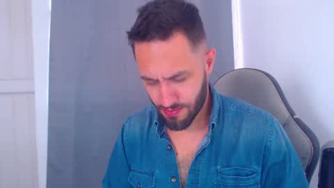 oliver online show from January 13, 2025, 4:30 pm