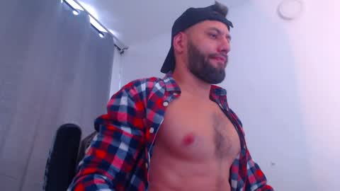 oliver online show from January 17, 2025, 6:23 pm