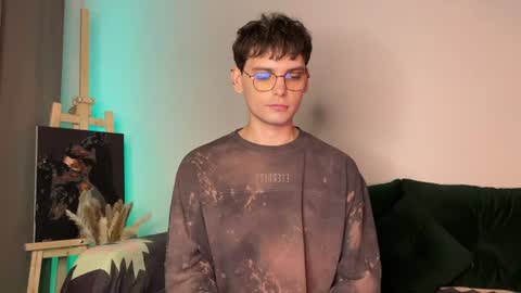 Snapshot of oliverlawrence chatting on June 20, 2026, 10:12 pm oliverlawrence online show from June 20, 2026, 10:12 pm