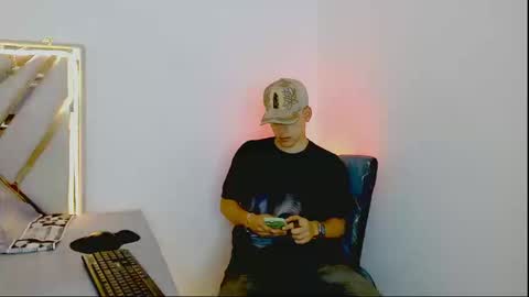 oliver saint online show from March 17, 2026, 11:08 pm