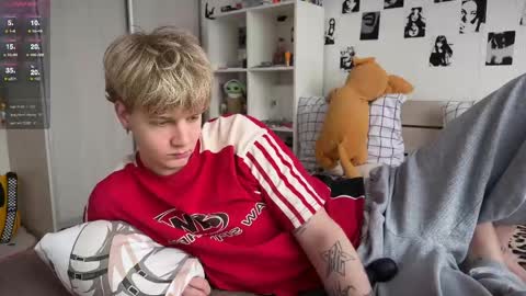 oliver online show from April 18, 2026, 11:14 am