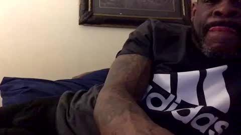 olivertwist1273 online show from February 7, 2025, 6:56 am