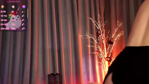 SaraConor online show from March 1, 2025, 6:24 am