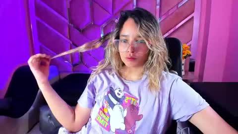 Snapshot of olivia_fox69 chatting on March 11, 2025, 3:37 am OLIVIA online show from March 11, 2025, 3:37 am