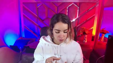 Snapshot of olivia_fox69 chatting on December 21, 2025, 3:46 am OLIVIA online show from December 21, 2025, 3:46 am