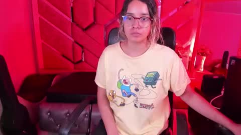 Snapshot of olivia_fox69 chatting on February 12, 2026, 4:07 am OLIVIA online show from February 12, 2026, 4:07 am