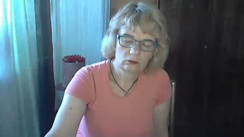 Snapshot of olivia_mia25 chatting on July 3, 2026, 8:21 am Olivia Mia online show from July 3, 2026, 8:21 am