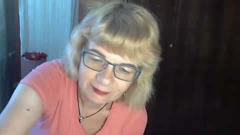 Snapshot of olivia_mia25 chatting on July 22, 2026, 10:29 am Olivia Mia online show from July 22, 2026, 10:29 am