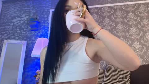 Olivia online show from March 6, 2026, 10:28 pm