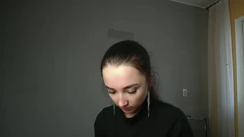 Olivia online show from February 21, 2025, 12:17 pm