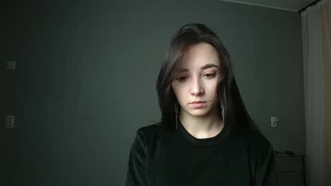 Olivia online show from March 3, 2025, 7:17 pm